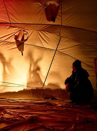 18 Uhr: Showing und Tanzfest